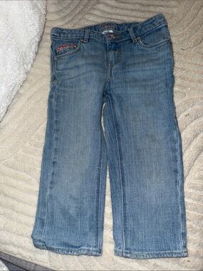 Levi’s Sz 8 Girls Light Blue Straight-Leg Capris with pink embroidery detail